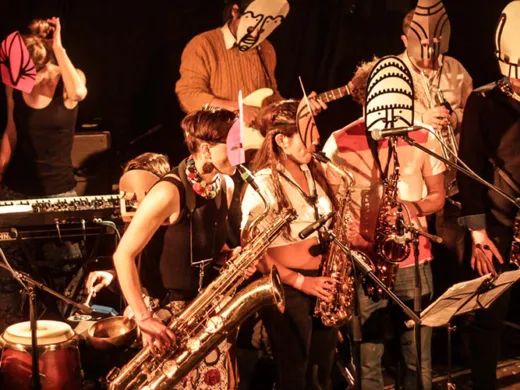 Soirée afrobeats, journée jeux et farandoles de fanfares