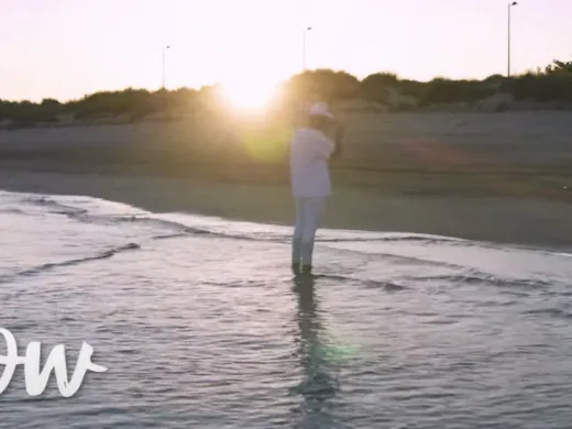 Clip : Mike Ayden – Follow
