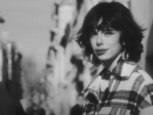 Clip : ANOTHER FIVE MINUTES – Fil Rouge
