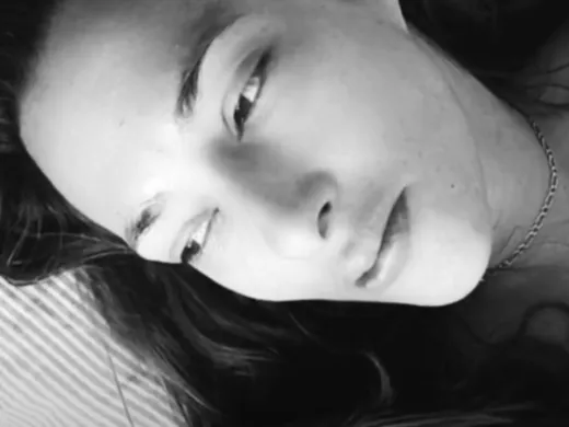 Clip : Caroline La douce – Time Never Stops