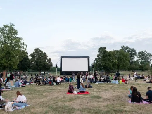 Tout l&rsquo;été, profitez de séances de ciné en plein air
