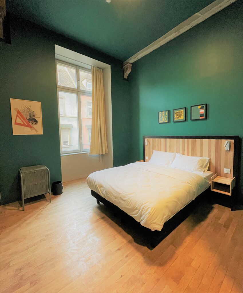 People Hostel