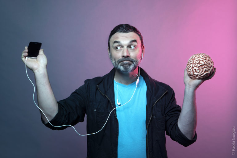 Sebastien Bizzotto C'est Pas Moi c'est mon cerveau disponible 
