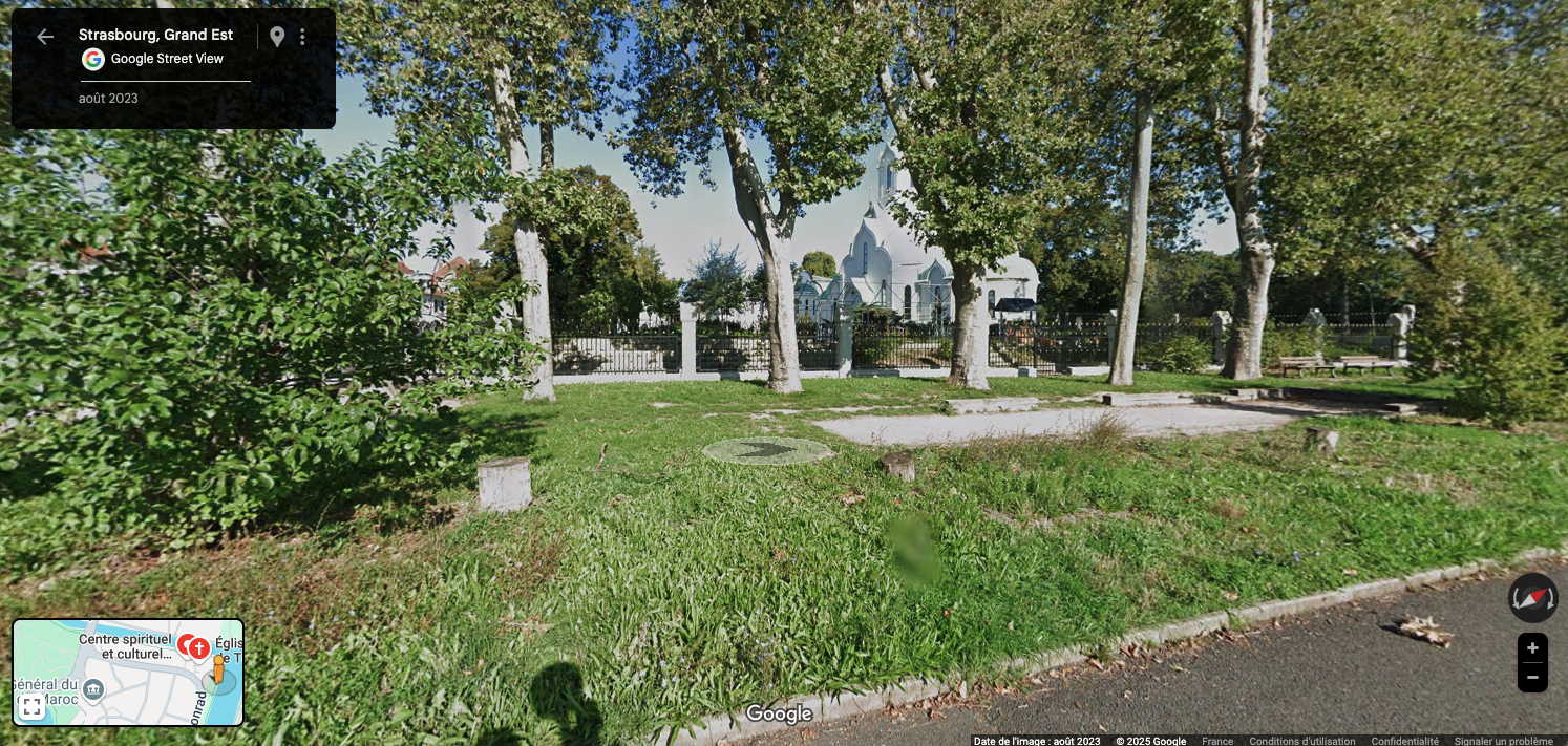 Terrain de pétanque à Strasbourg proche de l'église orthodoxe